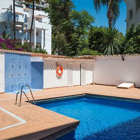 Apartament Nidos With Pool